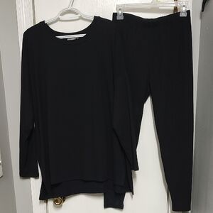 Zenana Outfitters Black Tunic Top